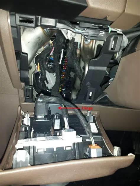 2009 lincoln mkx fuse box power distribution box|2016 MKX fuse box location.